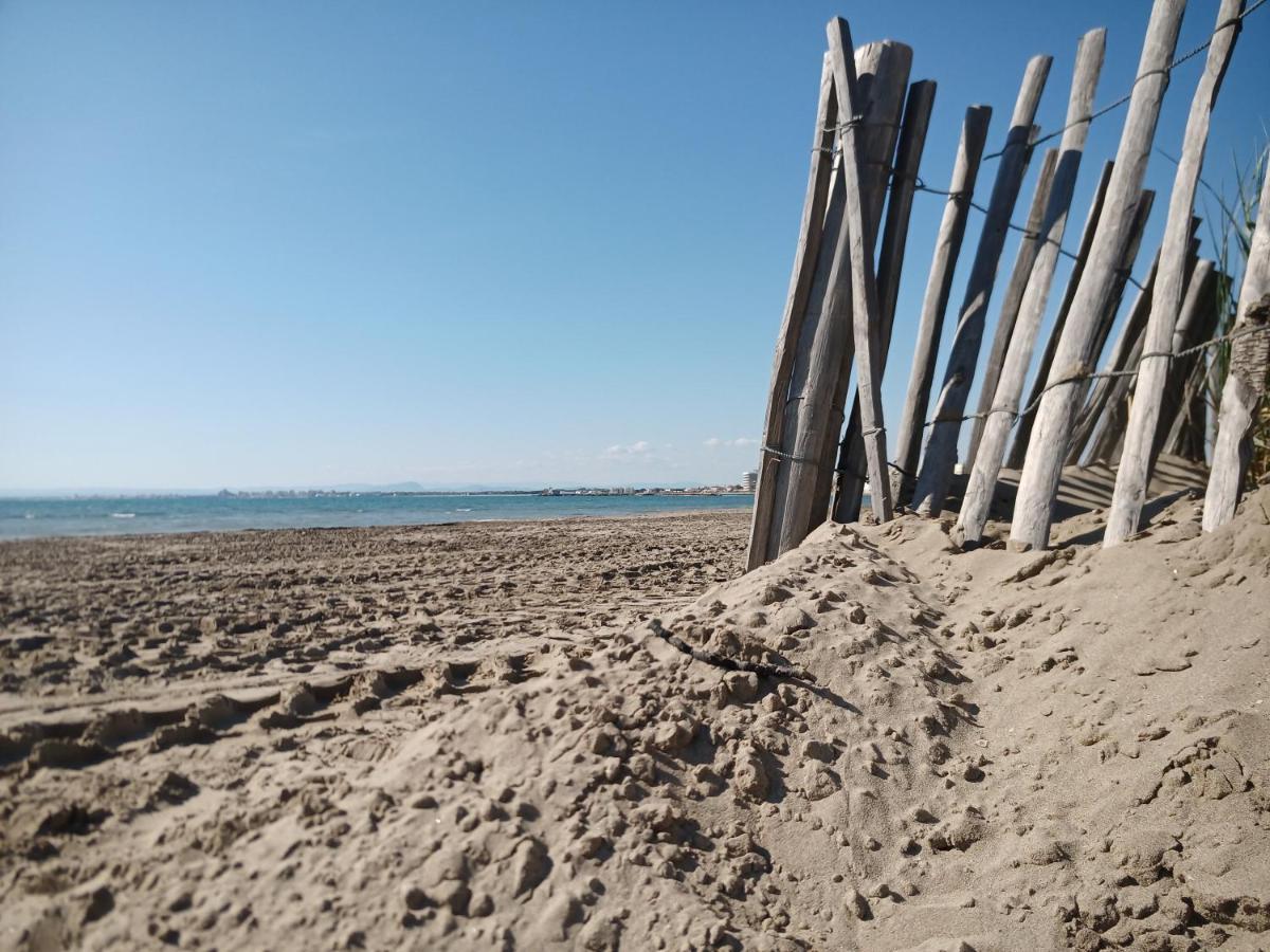 Grand Studio Au Grau-Du-Roi Proche Seaquarium Et Plage Ле-Гро-дю-Руа Экстерьер фото